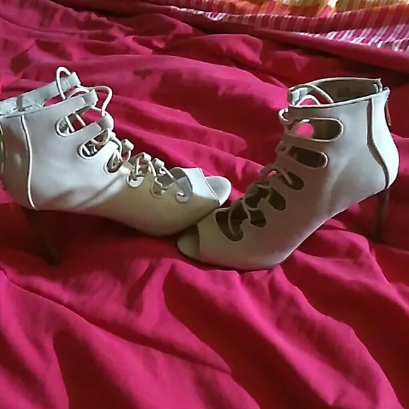 Obsession Rules heels - Picture 2 of 2